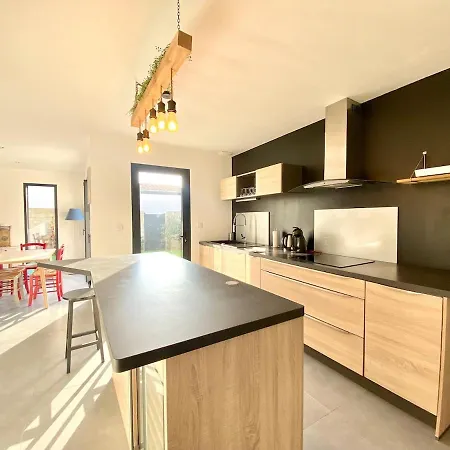 La Maison Des Oiseaux Holiday home Aigrefeuille-d'Aunis